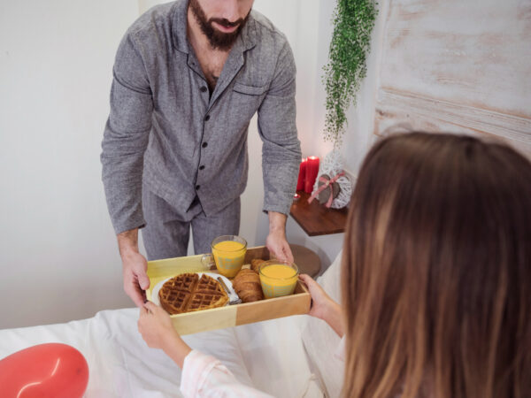 Presentear com propósito: o crescimento das cestas de café da manhã temáticas e experiências afetivas em São Paulo